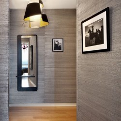 SECRET PALACE // 21761-3 // 10.6m2